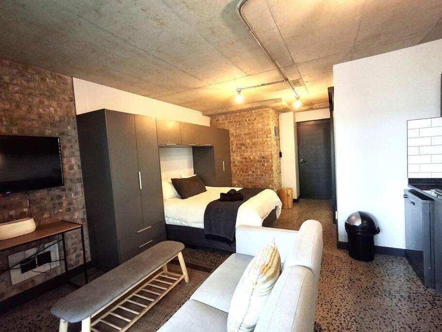 Apartment Manhattan On Coral Cape Town